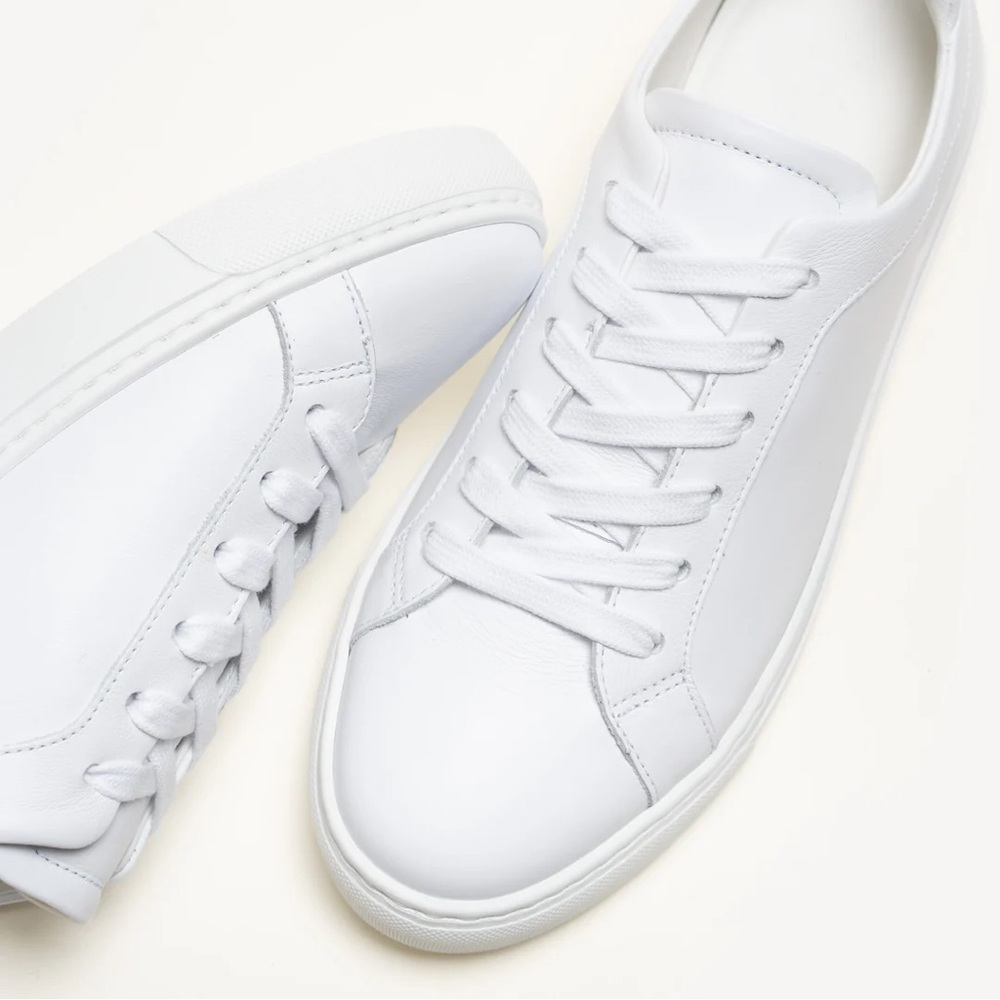 M. Gemi. Palestra Due white. Size 7.
